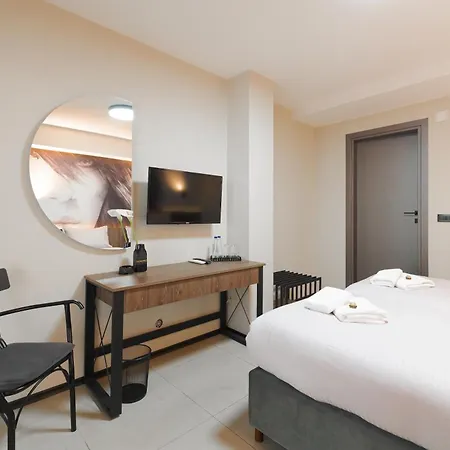 Solis Luxury With Breakfast * 스코페